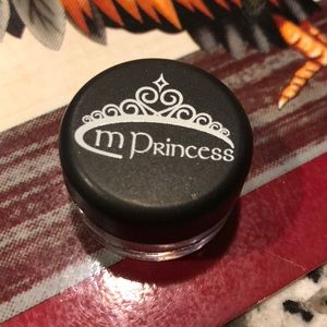 M princess pretty petal eyeshadow